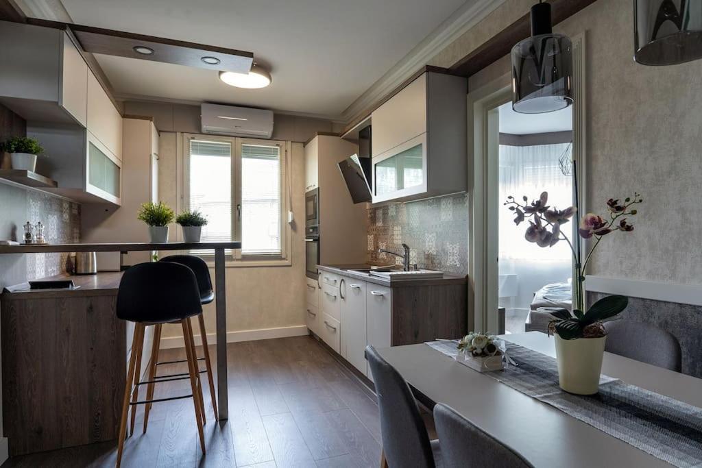 Apartman Nobilis ヘーヴィーズ エクステリア 写真