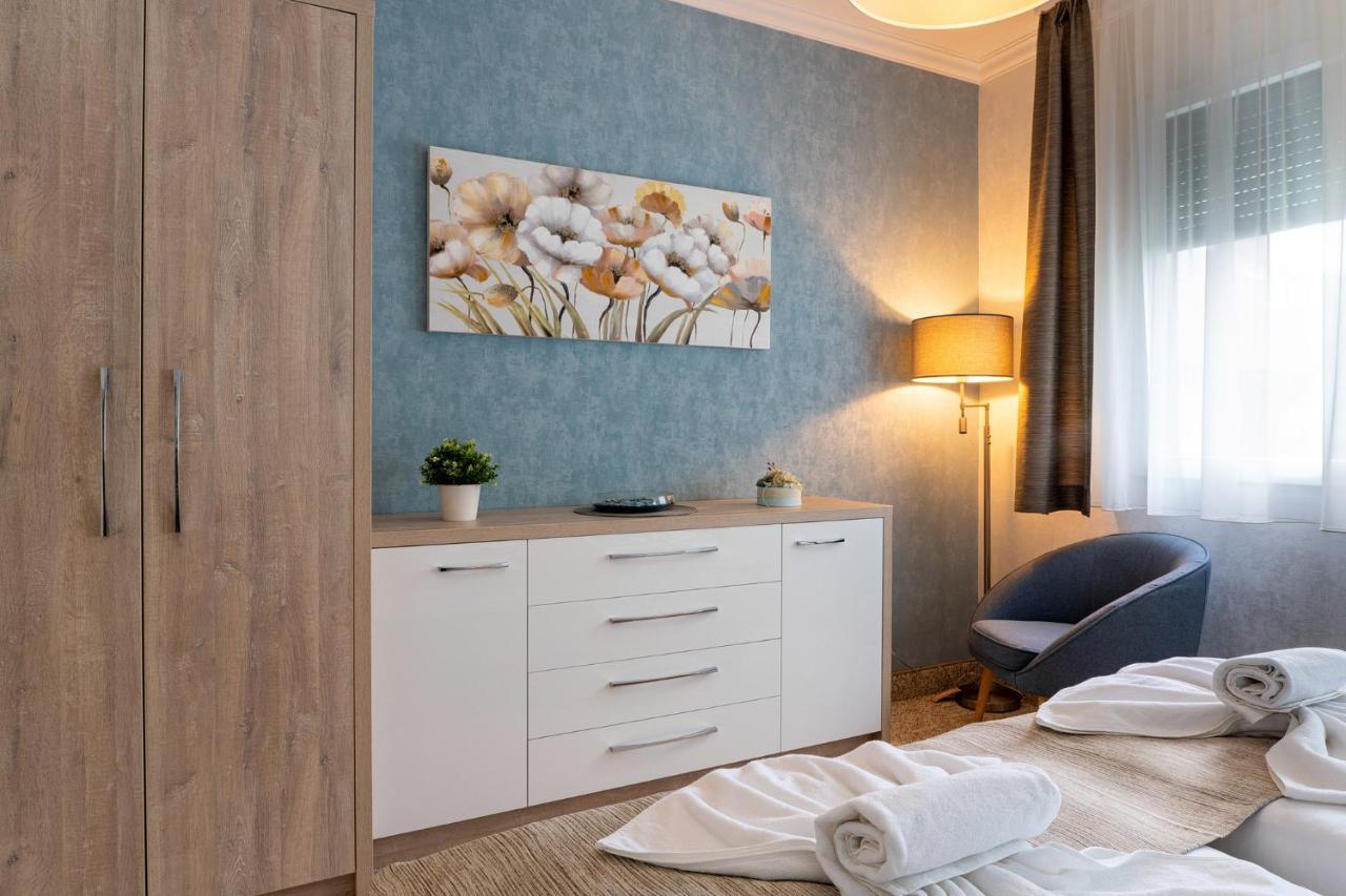 Apartman Nobilis ヘーヴィーズ エクステリア 写真
