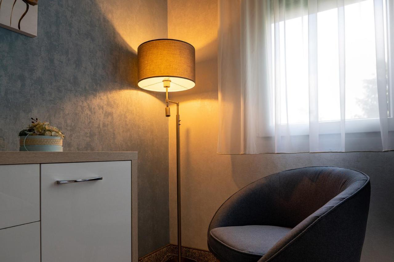 Apartman Nobilis ヘーヴィーズ エクステリア 写真